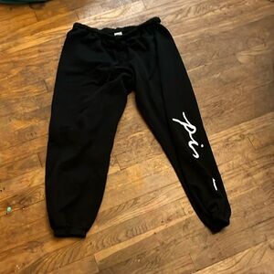 PINK Women’s Logo Jogger